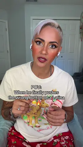 What do you want, hijo de p***?!” Him: “I just wanted to hear your voice…” Me: “F*** you — there, you heard it.” 💅🏽 Because sometimes love sounds like war in Spanish 😂💃🏽 #LatinaEnergy #SpicyMoodActivated #BilingualProblems #CuandoLaCaga #SheSaidWhatSheSaid