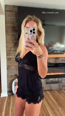 need these in every color 🖤 @Avidlove Nightwear #pjs #pajamas #avidlove #loungewear #set 