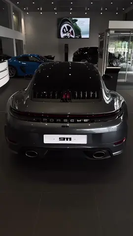 𝐏𝐨𝐫𝐬𝐜𝐡𝐞 𝟗𝟏𝟏 𝐂𝐚𝐫𝐫𝐞𝐫𝐚 🖤#porsche #fpy #supercar 