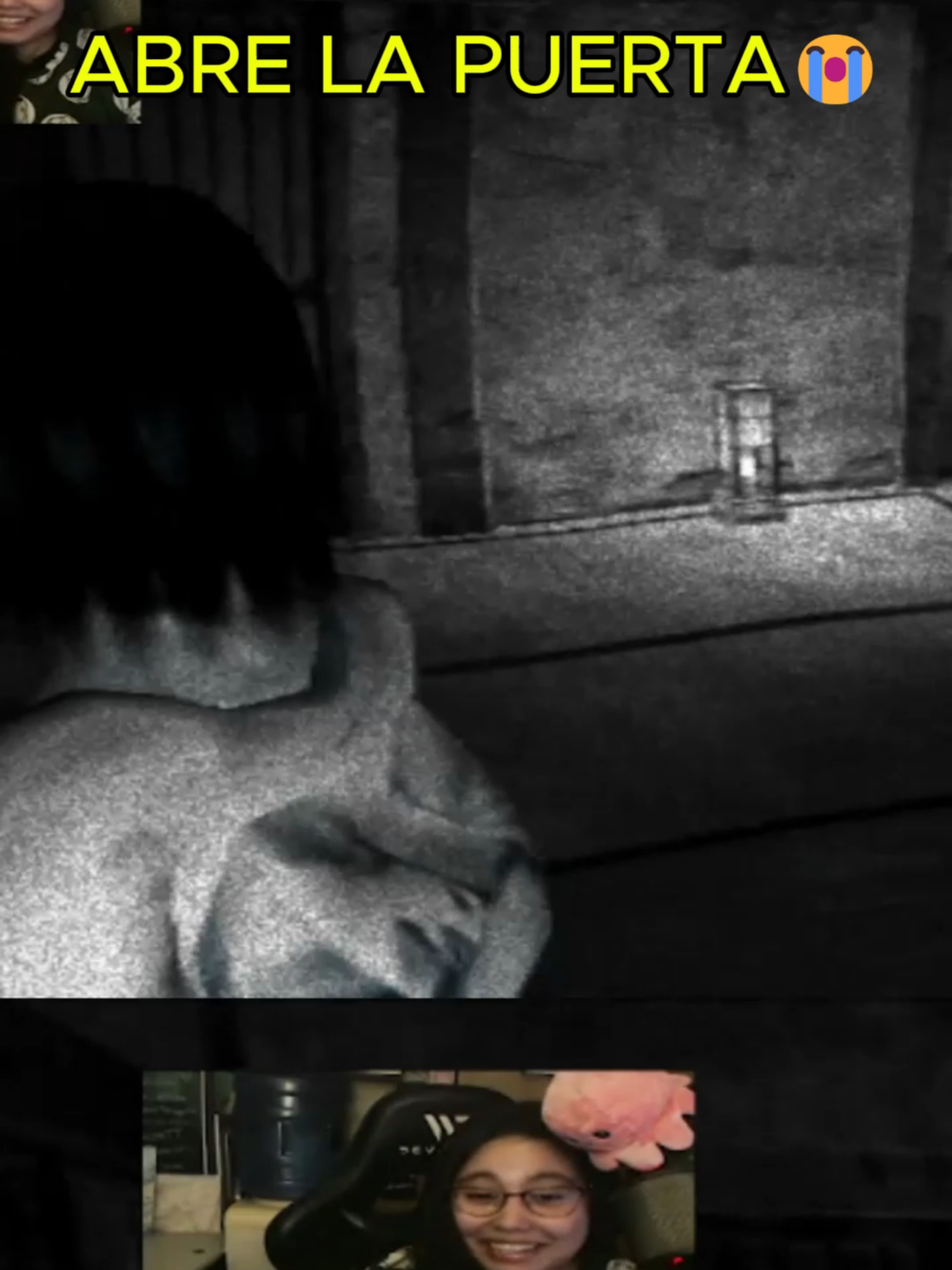 uno de los momentos del juego donde mas me dio miedo ¿conoces fatal frame 2 crimsom butterfly? #clipsdetwitch #twitchstreamer #chile #risastiktok #chilena #risas #momentosgraciosos #paratii #twitchclips #contenidovariado #apoyameparamascontenido❤ #apoyamecontucorazon #juevesdetiktok #cliperino #momentosdivertidos #fatalframeedit #fatalframe2 #fatalframe2crimsonbutterfly #fatalframe2deepcrimsonbutterfly