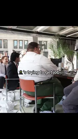 I think he don’t get it #tryramp #streaming #twitchclips #pettergriffin #kevinmalone 
