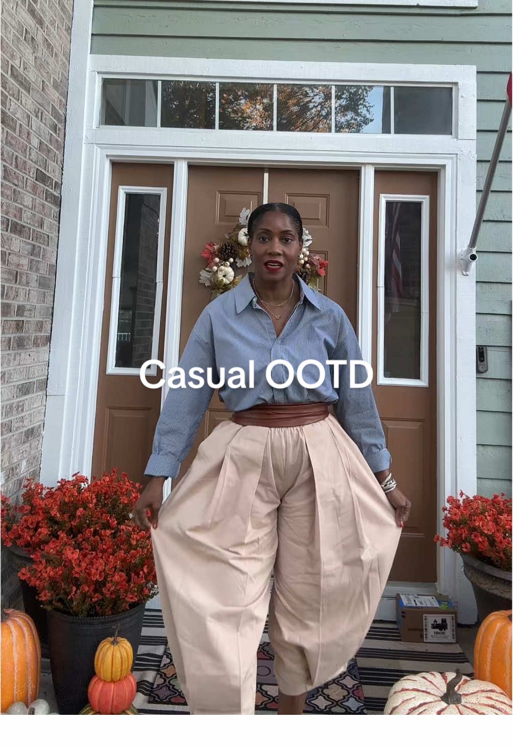 @UOOZEE US Pants are a cute statement piece. #uoozee #fashion #uzoozeepants 