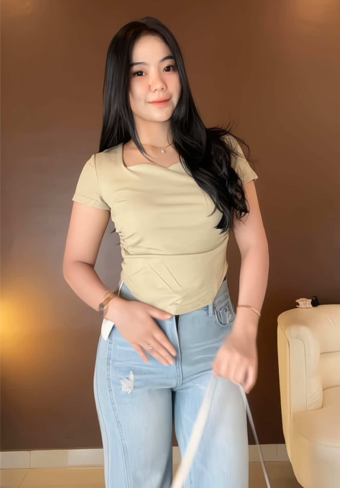 nemu kaos cakeupp fit body bgt🫶🏻🥰#kaos #bajuwanita #croptop #fitbody 