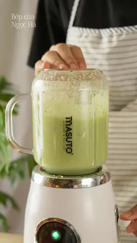 Tui là tui mấy cái máy xay mini kiểu như này lắm nha, nhỏ gọn, tiện dụng, quan trọng là rất khoẻ nha các bác 💕 #hatrongbep #LearnOnTikTok #masuto #mayxaysinhto 