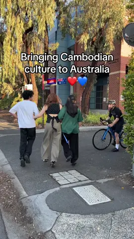 when life hurt, cambodia heal 🌼#swinburne #scsa #culture #viral #fyp 