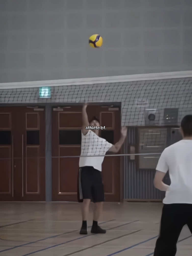 umiwas nga sa bola, sa player naman tinamaan #mingyu #kimmingyu #seventeen17_official #foryoupage #fypppppppp 