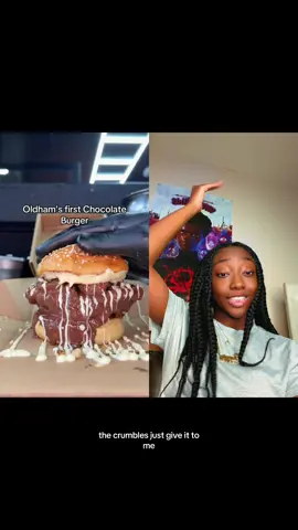 #duet with @burgereatsmcr #Chocolate Chocolate Chicken Sandwich. #Food #Foodie #FoodTok 