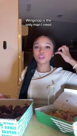 I’m in love w u eh @Wingstop @wingstopsingapore 