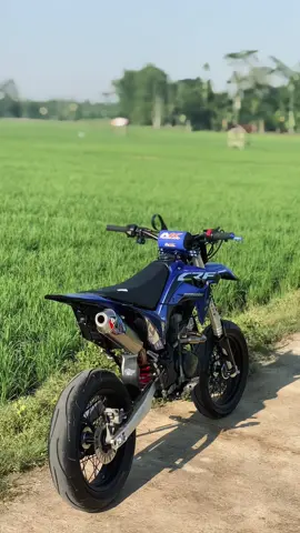 #crf #crfsupermoto #supermoto 