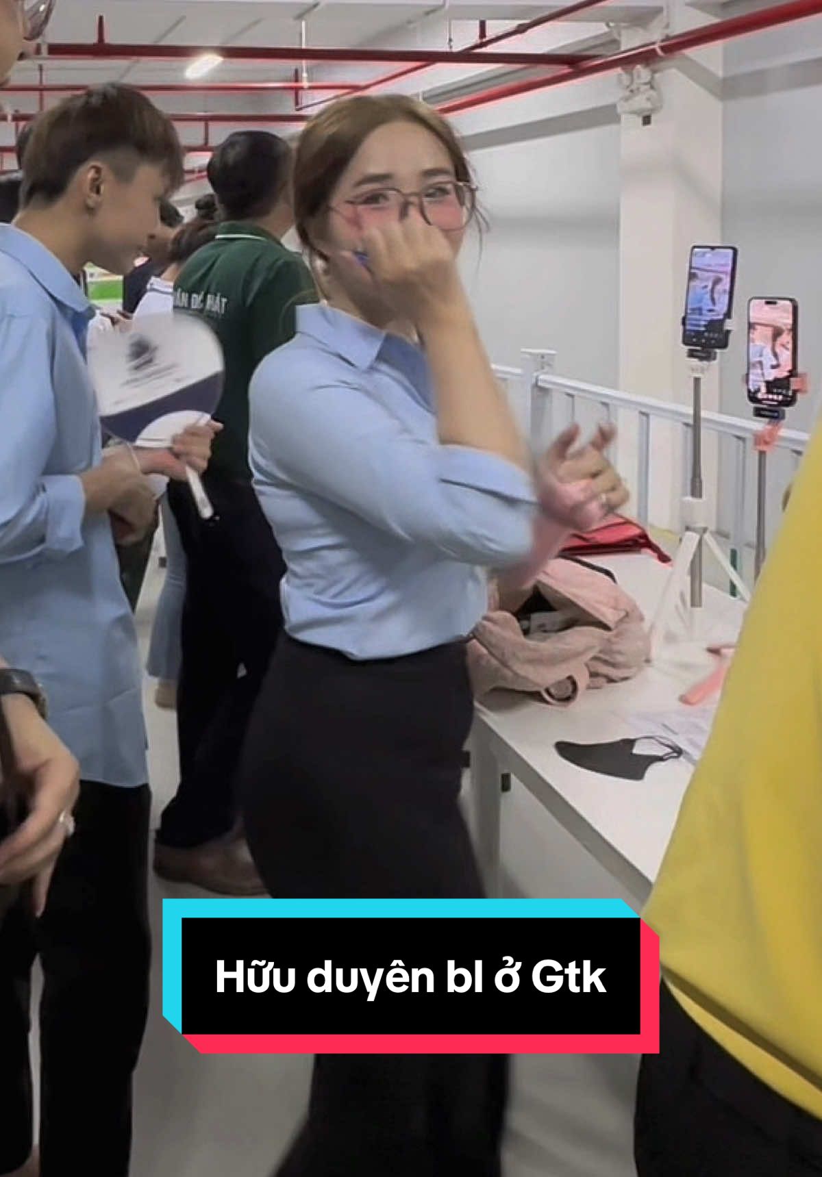 Hữu duyên bl ở Gtk 😂 @Nhung đang đi làm 👩🏿‍🦰 #tuananhtuyendung #tuananhtuyendungbacninh #xuhuongtiktok #tuyendungbacninh #tuananhdonha 