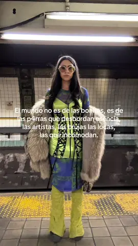 La belleza es efímera. El arte y la esencia trascienden. #fyp #wlw #brujas #mistico 