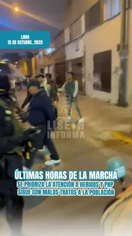 🚨ÚLTIMAS HORAS DE LA MARCHA🚨 En éstos momentos se prioriza la atención a los heridos y la PNP sigue con mano rígida y actuando de manera agresiva ante la población. #ÚLTIMAHORA #limaperu #Noticias #marcha #foryou 