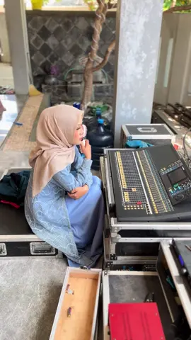 Adem Ayem e Ati✨#fypシ゚viral🖤tiktok #soundsystem #soundhajatan #soundgapurahajatan #kulisound 