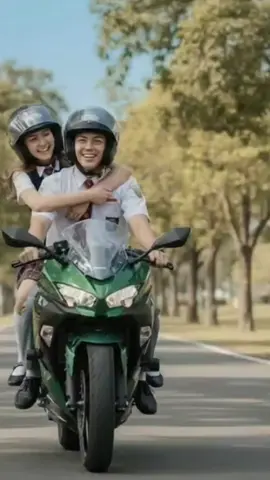 kisah kasih di sekolah suamiku tercinta, sehat bhgia selalu di sana may love qu muuahh muuahh 💋💋💋❤️💘💘🤩@💕⃝𝕄𝕣 𝕓𝕚𝕘💕⃝𝔸𝕚𝕤𝕪𝕒𝕙 @💕⃝ ℝ𝔸𝕁𝔸 💕⃝ ℂ𝕀ℕ𝕋𝔸 
