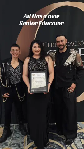 🌟 Noche de premiación en la Certificación ONE – Organic Nails 💅💖 Una noche llena de emociones, logros y gratitud. 🙏✨ ¡Y ahora Atlanta tiene nueva Educadora Senior! 💜🔥 Gracias Dios por cada paso, por cada oportunidad y por dejarme vivir este sueño haciendo lo que amo. 🙌 Si tú también sueñas con crecer en este mundo de las uñas… créelo, sí se puede. 💅🌸 #OrganicNails #CertificaciónONE #EducadoraSenior #OrganicNailsUSA #OrganicNailsAtlanta #ONETour #NailEducation #UñasConPropósito #BeautySecretsATL #MujeresQueInspiran #FYP #viral@@organicnailsatlantaga 