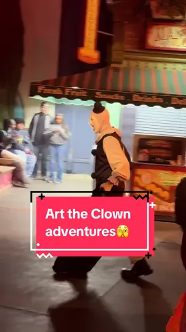 Art the clown out here scaring off the other clowns🫣 #hhn #horrornights #halloweenhorrornights #arttheclown #terrifier 