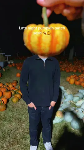 Did this w my love 🫶🏻 #nightpumpkin #fallactivities 
