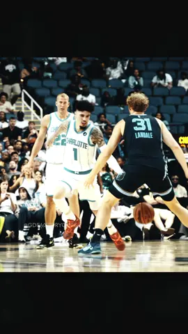 LaMelo is WILD for this 🫵😭 #NBA #basketball #fyp #foryou #foryoupage 
