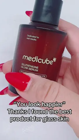 Glow from within with Medicube's Glutathione Glow Serum - a powerful formula that brightens, evens skin tone, and fights dark spots. Packed with antioxidant-rich glutathione, it helps reduce signs of aging, hydrates deeply, and leaves your skinn looking youthful, radiant, and rejuvenated. @medicube global @medicube US Store @medicube_SG #kbeauty #singaporetiktokers🇸🇬 #sgfoodies#sgtiktok #sgnews 