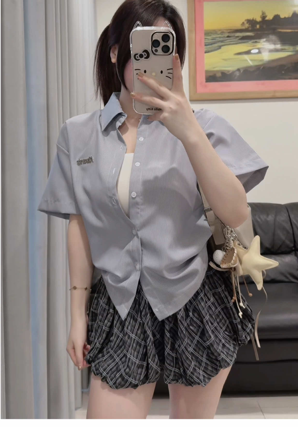 Sơ mi trơn logo kim loại @KARANTS ✨ #h2oclothing #karants #somiboxy #aosominamnu #aosomicoctay 