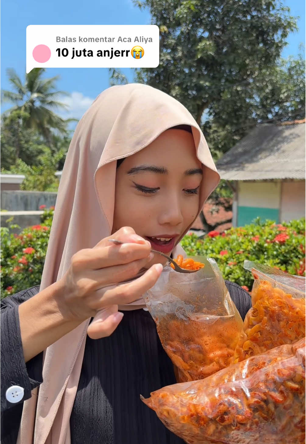 Membalas @Aca Aliya promo makaroni cikruh cek sekarang di keranjang kuning #makananviral #cemilan #makaronicikruh #makanan #guncang1010 