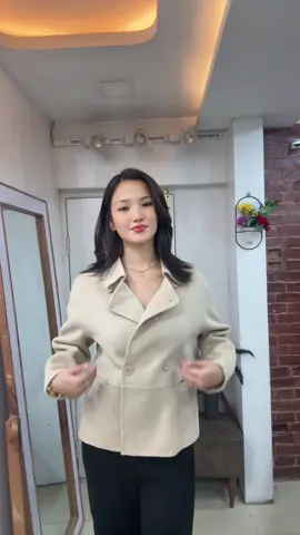 Korean coat available  Store location: Kathmandu, Machhapokhari Instagram page :jd_outfits_ 📞WhatsApp:9823398254,9843713211 #jd_outfits_ #machhapokhari #kathmandu #balaju #coat 
