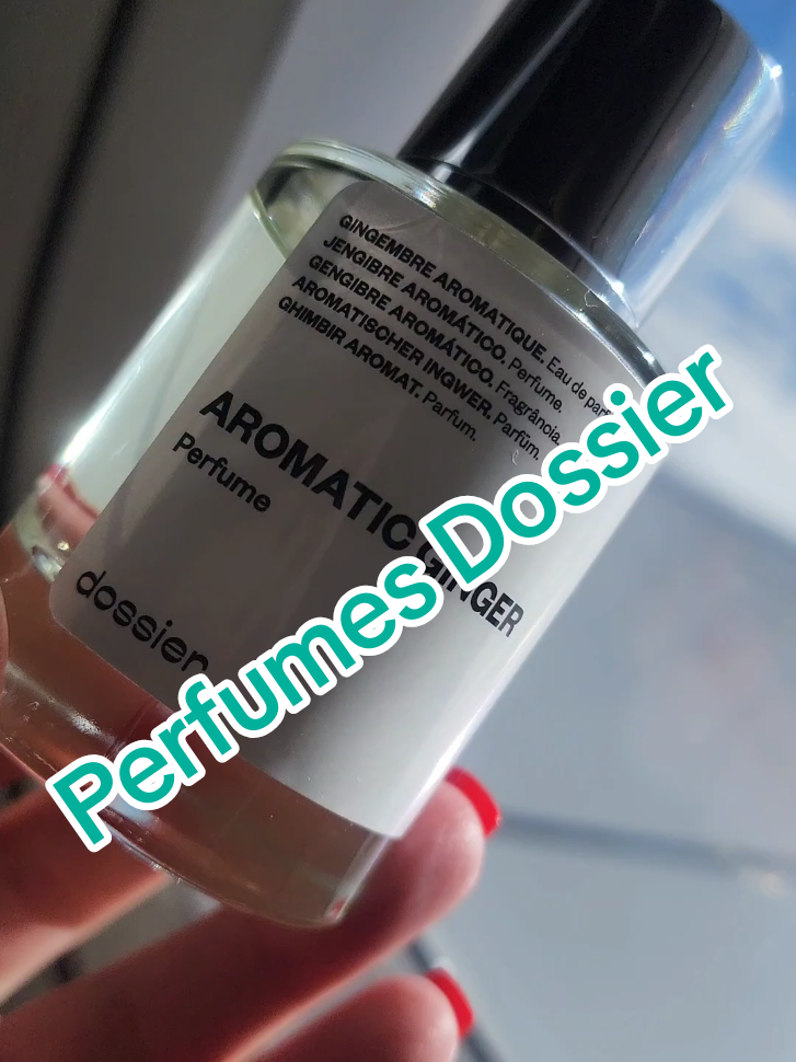 Dos de mis fragancias favoritas de @Dossier Perfume  Aromatic Ginger inspirado en L'Immensite de Louis Vuitton y Aquatic Coconut inspirado en Beach Walk de Maison Margiela's  ya los puedes encontrar en @bellísimamx  #Dossier #DossierPerfumes #DossieratBellísima #viral #LIVEIncentiveProgram 