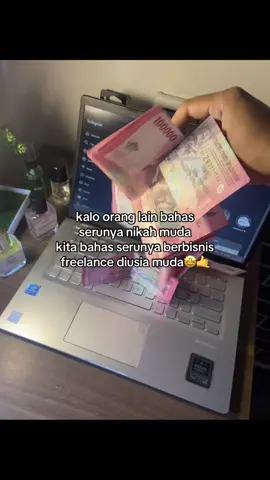 hp sama kuota aja udah bisa ngehasilin cuan😋💸#freelance #kerjafreelance #fyp #promoseruweekend #bisnisonline 