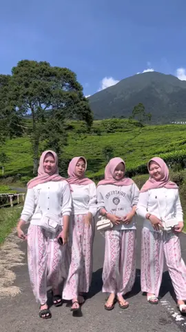 versi ngadep depan nih, ga zonk kn😇#lewatberandafyp #4u #gunungdempo #pagaralam 
