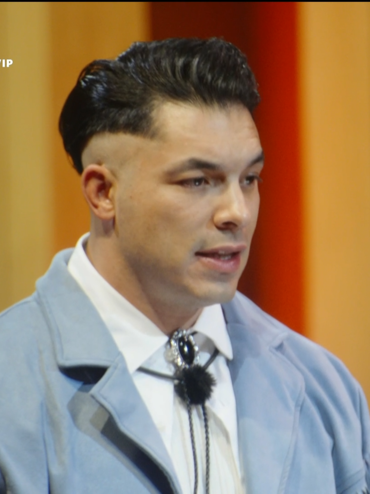 ¡Esto está ardiendo! 🔥 #Jawy nomina a #LaBea y quedó más que claro sus motivos en la #Asamblea. 👩🏻‍🌾👨🏻‍🌾 🌾 #LaGranjaVIP EN VIVO AHORA por #AztecaUNO. Transmisión 24/7 en Disney Plus experiencia completa. Durante dos semanas podrás disfrutarla en mis redes: 🌐Sitio Web 📱App TV Azteca En Vivo 💻YouTube