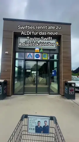 Swifties rennt alle zu ALDI für das neue Taylor Swift Adventskalender 🏃‍♀️😱🎄 #taylorswift #swiftie #aldi 