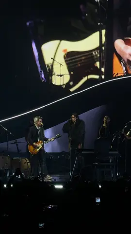 Dua Lipa Seattle night 1 Surprise song Brandi Carlile @Dua Lipa @Brandi Carlile 