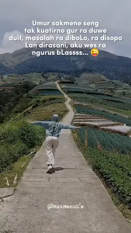bahagia kita yg menciptakan.. #semakintuasemakinbahagia #happymoments #kebunsayursukomakmur #pegununganmagelang #CapCut 