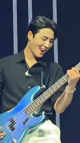 kangen deh 😔 #youngk #영케이 #day6 #youngkday6 #kangyounghyun 