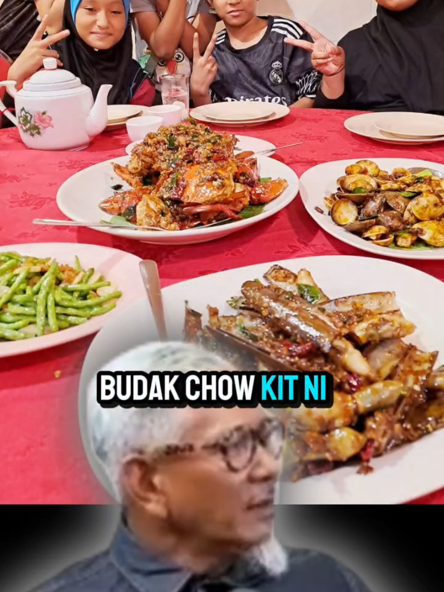 Kalau nak baca lagi banyak cerita yg ZRA tulis hasil dari misi kemanusiaan di sekitar jalanan kl beli buku ni. #anekdotjalanan #zainalrashidahmad #zrastrim #miskinbandar #gelandangan 