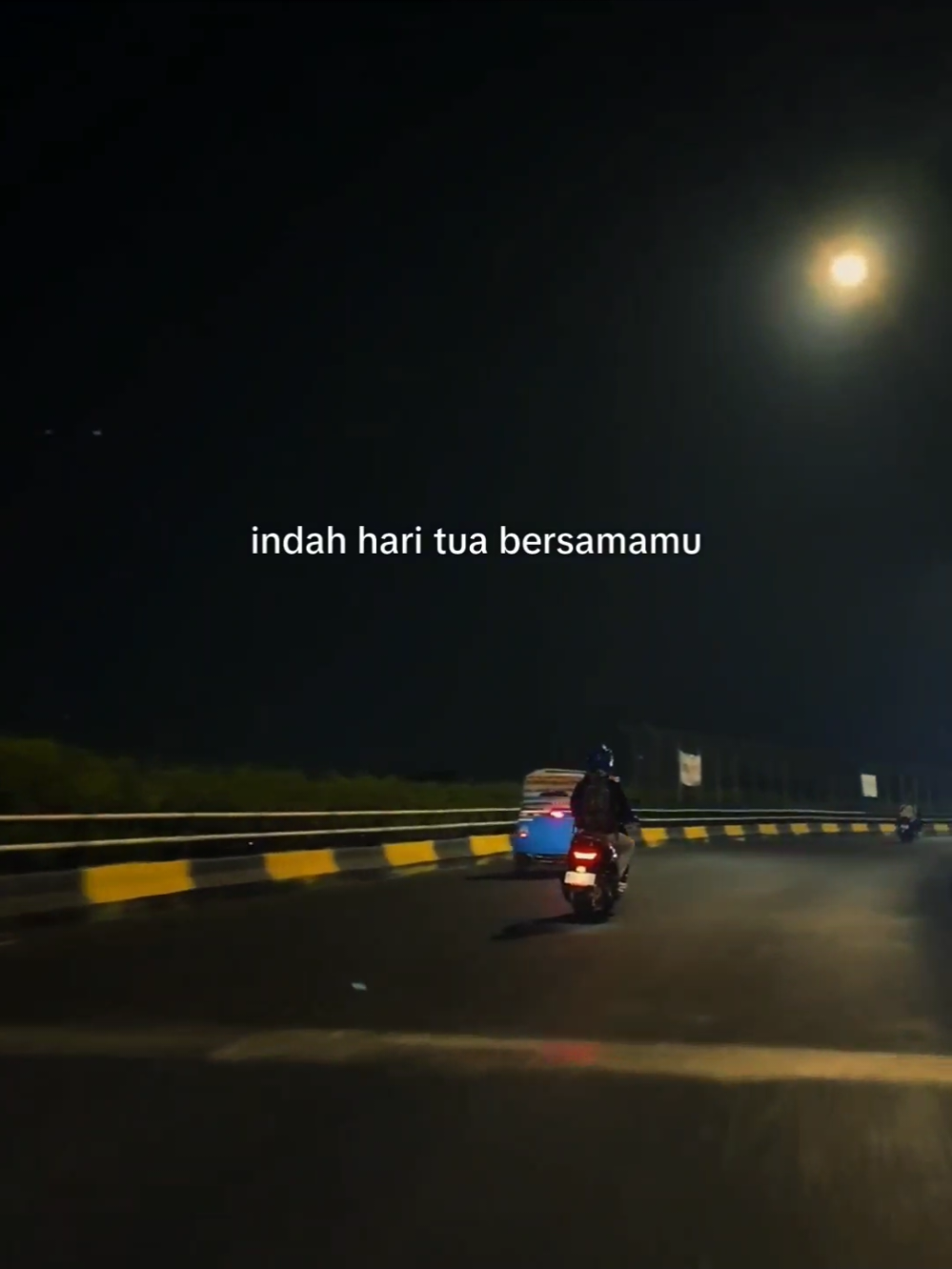 tinggalkan pesan untuknyaa...
