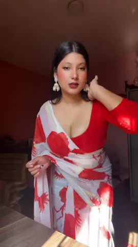 Daaye lage kabhi baye lagye🔫👀😜#fyp #trending #aayushmakarki21🖤🦋 #hindisong 