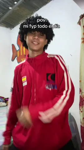 Yo:Como quisiera salirme de aquí 🥺💜.      @Roblox     #robloxfyp #robloxgames #fyp #dance #baile 