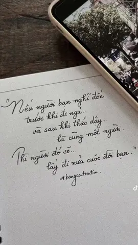 Một cô gái chưa bao giờ nói: anh ơi em thích, anh ơi em muốn, anh mua cho em, chưa bao giờ đòi bất kỳ thứ gì từ bạn…☘️☘️ Thì bạn nên nhớ cô ấy đến với bạn là vì tình cảm, cô ấy cần sự quan tâm, ân cần và dịu dàng và sự chân thành của bạn dành cho cô ấy…☘️☘️ Hãy trân trọng một khi đánh mất sẽ chẳng bao giờ có cơ hội gặp lại...☘️☘️