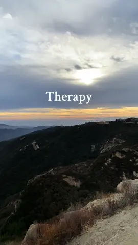 My therapy 🏞️#therapy #therapytiktok #views #nature #Hiking 