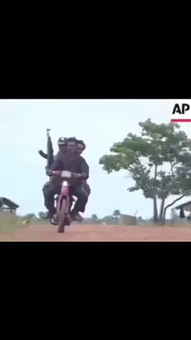 #អតីតទាហានខ្មែរក្រហម💀 #សាធារណរដ្ឋខ្មែរ #សង្គ្រាមផ្ទៃក្នុង 