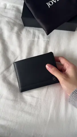 sukaa simple look macam ni🫶🏻😭✨ @JOVI HQ @JOVI.OS #jovi #joviwallet #leatherwallet #wallet 