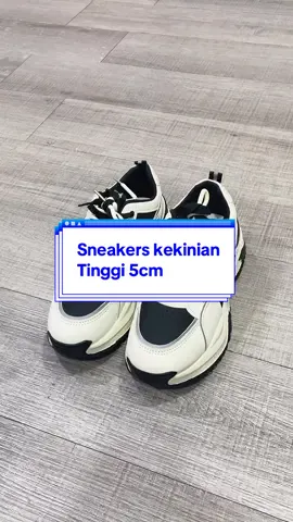 Sneakers kekinian hitam putih😍#sneakersmurah #sneakerskekinian #foryoupage #OOTD 