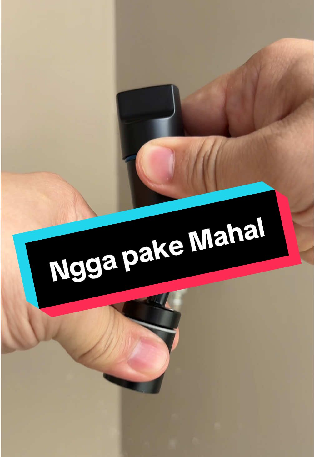 NGGA PAKE MAHAL ✅  Kran Air model Terbaru begini lebih Estetik dan Maksimal banget  Karena design nya yg bener bener mikirin kebutuhan para user nya Harga nya ngga pake mahal Ngga sampe 50rb udah dapet kran yg Kualitas nya Premium seperti di Video  Link Pembelian nya ada di pojok kiri bawah Video ini  Checkout sekarang sebelum kehabisan stok  Disclaimer Harga Dapat berubah ubah sewaktu waktu Tergantung Periode Promosi ‼️  #kran #kranair #kranmesincuci #kranestetik #kranairestetik 