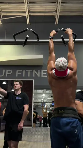 #pullup #pullups #calisthenics #gym 
