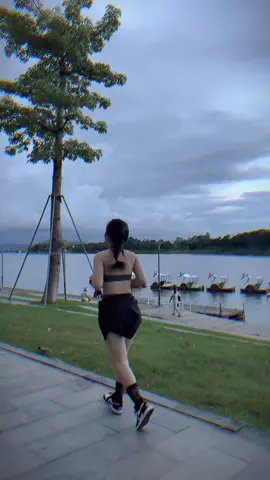 chạy bộ ngắm view #hue75 #viraltiktok #xuhuong #cautruongtienhue 