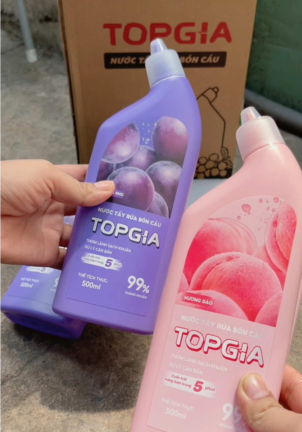 Nước tẩy bồn cầu không nồng gắt, mùi hương nho đào dễ chịu #nuoctayboncau #nuoctayboncautopgia 