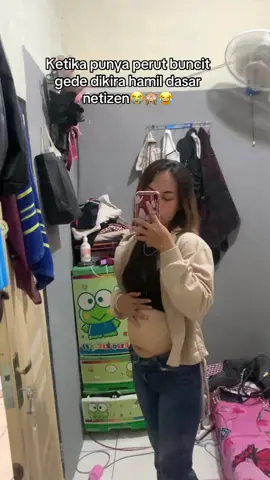 Pliss tolong ini susah banget ngecilin perut ini tuh gara gara kalo sudah makan langsung tdr jadi e buncit#fyp 