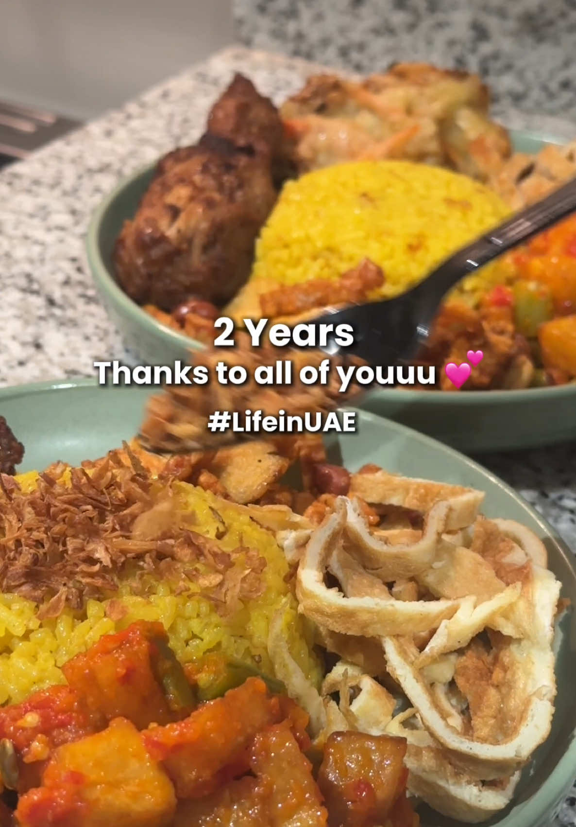 Gimana kalo aku bikin video youtube yang versi panjangnya? 🤭 gak berasa tahun ini udah perpanjang Emirates ID lagi 🥰 Masak nasi kuning duluuuu…. #lifeinuae #minivlog #dayinmylife #masakansimple #anakrantau 