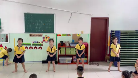 Phiên bản mầm non 🌱 #dance #dancekids #hocnhay #nhayhiendai #xuhuong 